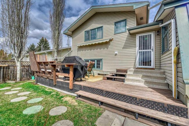 128 Thistle Way, Home with 4 bedrooms, 1 bathrooms and 2 parking in Strathmore AB | Image 3