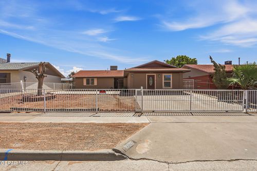 10816 Opalstone St, El Paso, TX, 79924-1668 | Card Image