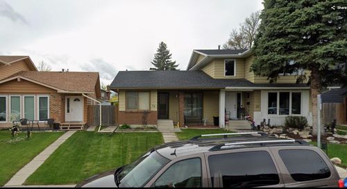 23 Sunhurst Cres Se, Calgary, AB, T2X1T5 | Card Image