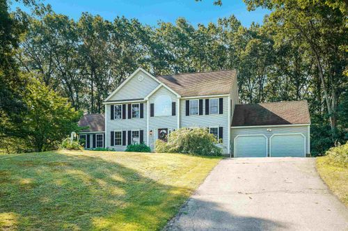 34 Gabrielle Dr, Hudson, NH, 03051-6621 | Card Image