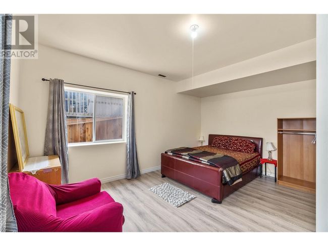 620 Hemlock St, House other with 8 bedrooms, 5 bathrooms and 2 parking in Kamloops BC | Image 30