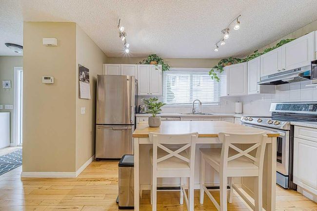 53 - 4810 40 Avenue Sw, Home with 4 bedrooms, 1 bathrooms and 1 parking in Calgary AB | Image 10