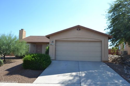 4235 S Mayberry Pl, Tucson, AZ, 85730-5759 | Card Image