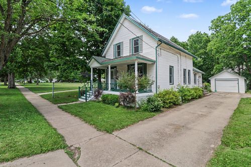 620 W Mansion St, Marshall, MI, 49068-1408 | Card Image