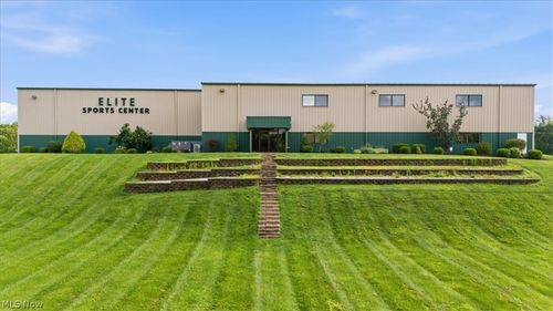 2000 1st Ave, Parkersburg, WV, 26101-6344 | Card Image