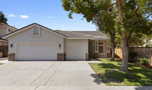 8908 Garrity Dr, Elk Grove, CA, 95624 | Card Image