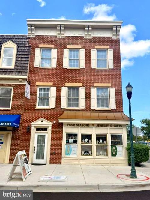 324 Top floor Main Street, GAITHERSBURG, MD, 20878 | Card Image