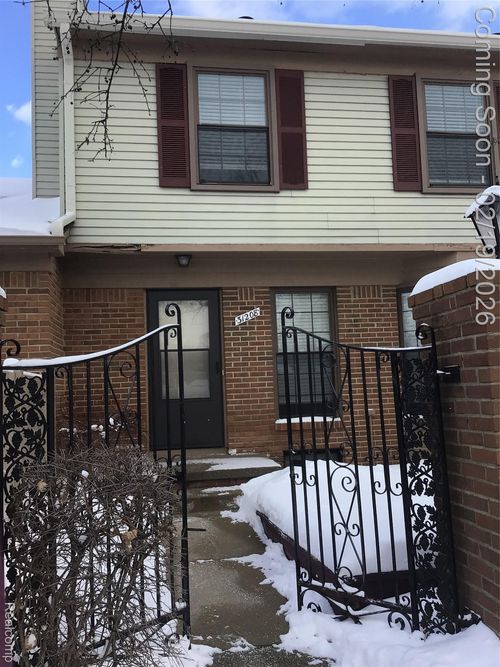 31208 Country Way, Farmington Hills, MI, 48331-1038 | Card Image