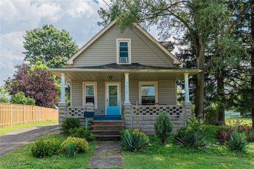 13614 Granger Rd, Garfield Heights, OH, 44125-1924 | Card Image