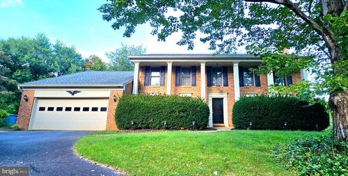 1009 Riva Ridge Dr, GREAT FALLS, VA, 22066-1615 | Card Image