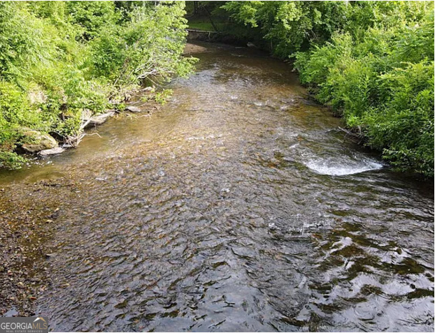 Land in Blairsville