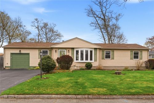 11 Nathan Rd, Warwick, RI, 02889-3210 | Card Image