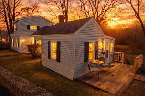 353 Washington St, Canton, MA, 02021-3857 | Card Image