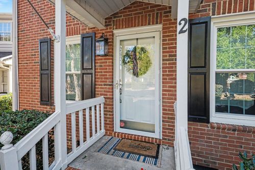 40 Wood Pointe Dr, Greenville, SC, 29615-2284 | Card Image