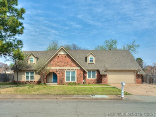 7029 E 63rd St, Tulsa, OK, 74133-4050 | Card Image