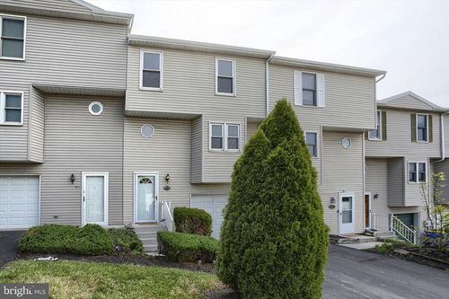 137 Chartwood Dr, HARRISBURG, PA, 17111-4165 | Card Image