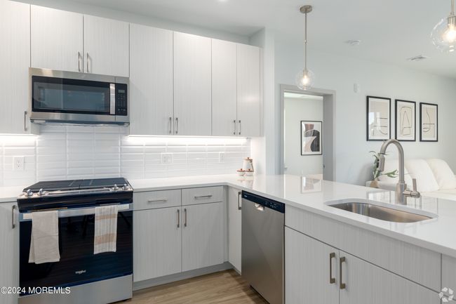 APT-444 - 6461 Us Highway 9, Home with 2 bedrooms, 2 bathrooms and null parking in HOWELL NJ | Image 22