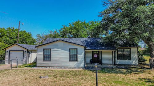 1813 Clear Lake Rd, Weatherford, TX, 76086-6407 | Card Image