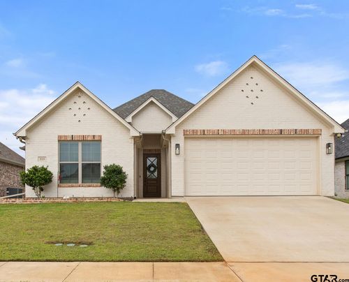 213 Kaul Ln, Bullard, TX, 75757-1262 | Card Image
