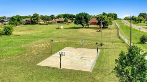 19 Preakness Place Rd, Van Alstyne, TX, 75495-4800 | Card Image
