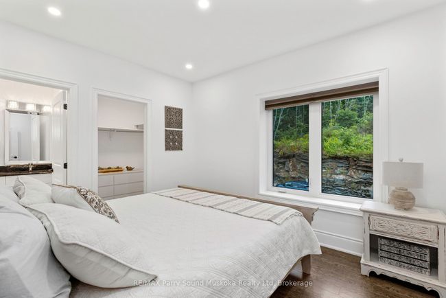 201 - 11c Salt Dock Rd, Condo with 2 bedrooms, 2 bathrooms and null parking in Parry Sound ON | Image 24