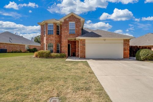 908 Dallas Ln, Lewisville, TX, 75067-6163 | Card Image