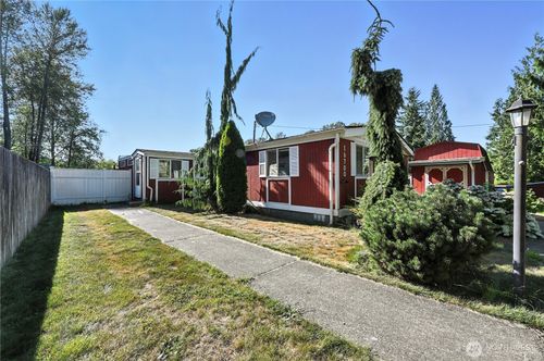 16700 260th Dr Se, Monroe, WA, 98272-9396 | Card Image