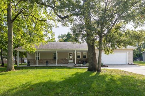 621 Dogwood St Nw, Demotte, IN, 46310 | Card Image