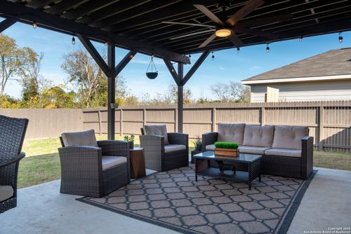 2204 Darst Dr, Seguin, TX, 78155-3515 | Card Image