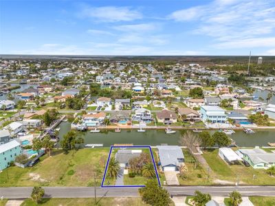 4049 Gulfview Drive, House other with 3 bedrooms, 2 bathrooms and null parking in Hernando Beach FL | Image 2