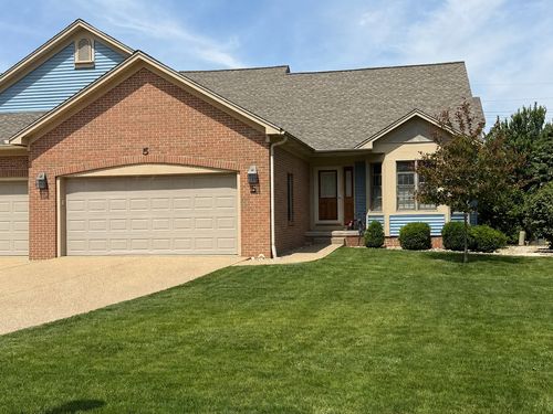 5 Spruce Ct, Bloomington, IL, 61704-2782 | Card Image