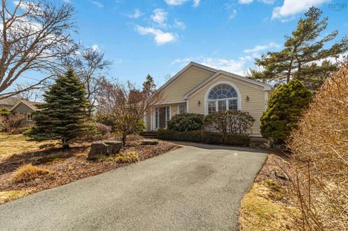 40 Wedgewood Ave, Halifax, NS, B3M2B5 | Card Image