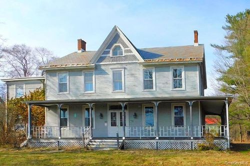 853 Salt Point Tpke, Pleasant Valley, NY, 12569 | Card Image