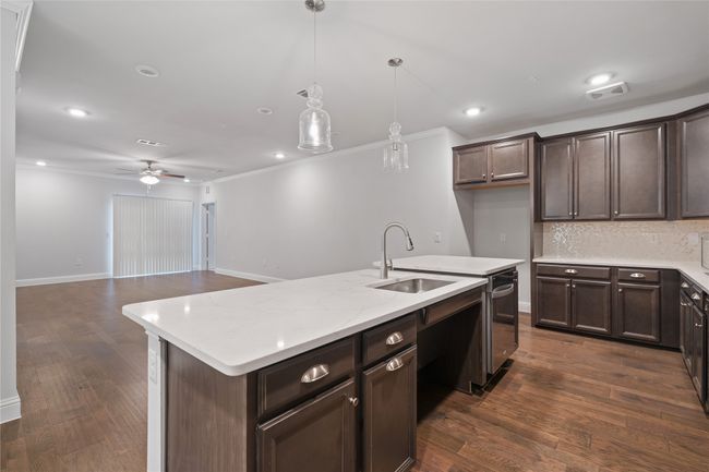 Kitchen | Image 4