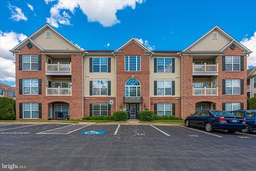 9-3d-2513 Shelley Cir, FREDERICK, MD, 21702-6816 | Card Image