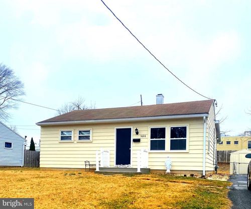 3626 Chestnut St, CAMP HILL, PA, 17011-4329 | Card Image