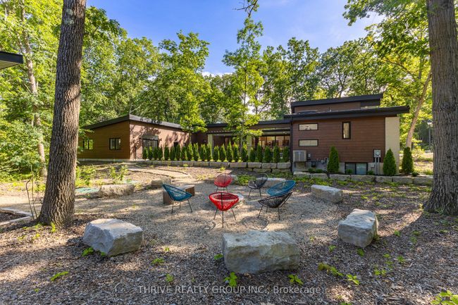 10107 Pinery Bluffs Rd, House other with 4 bedrooms, 4 bathrooms and 10 parking in Grand Bend ON | Image 5
