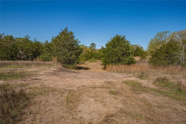 5611 S Us Highway 77, Home with 0 bedrooms, 0 bathrooms and null parking in Warda TX | Image 9