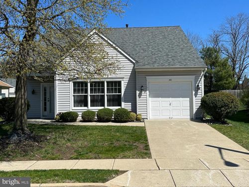 39 Sunset Ln, Columbus, NJ, 08022-1109 | Card Image