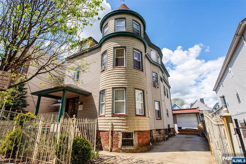 234 2nd Street, Newark, NJ, 07107 | Card Image