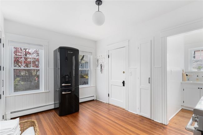 65 12 Th St, Home with 4 bedrooms, 2 bathrooms and 4 parking in Providence RI | Image 11