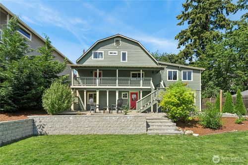 14042 33rd Ave S, Tukwila, WA, 98168-4002 | Card Image