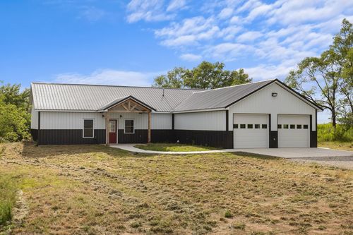 2592 Ne 10 St, Kingman, KS, 67068 | Card Image