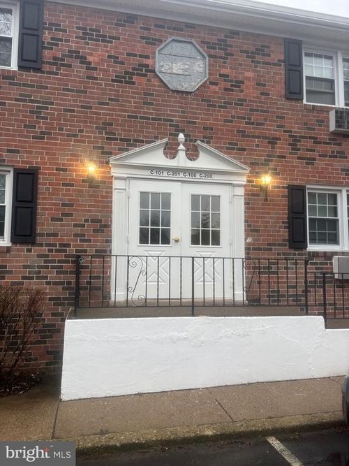 unit-c100-403 S Main St, DOYLESTOWN, PA, 18901-4833 | Card Image