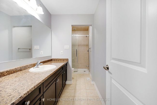 51 Stedford Cres, House other with 6 bedrooms, 5 bathrooms and 4 parking in Brampton ON | Image 39