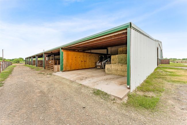2283 Us Highway 281 N, House other with 1 bedrooms, 1 bathrooms and null parking in Jacksboro TX | Image 25