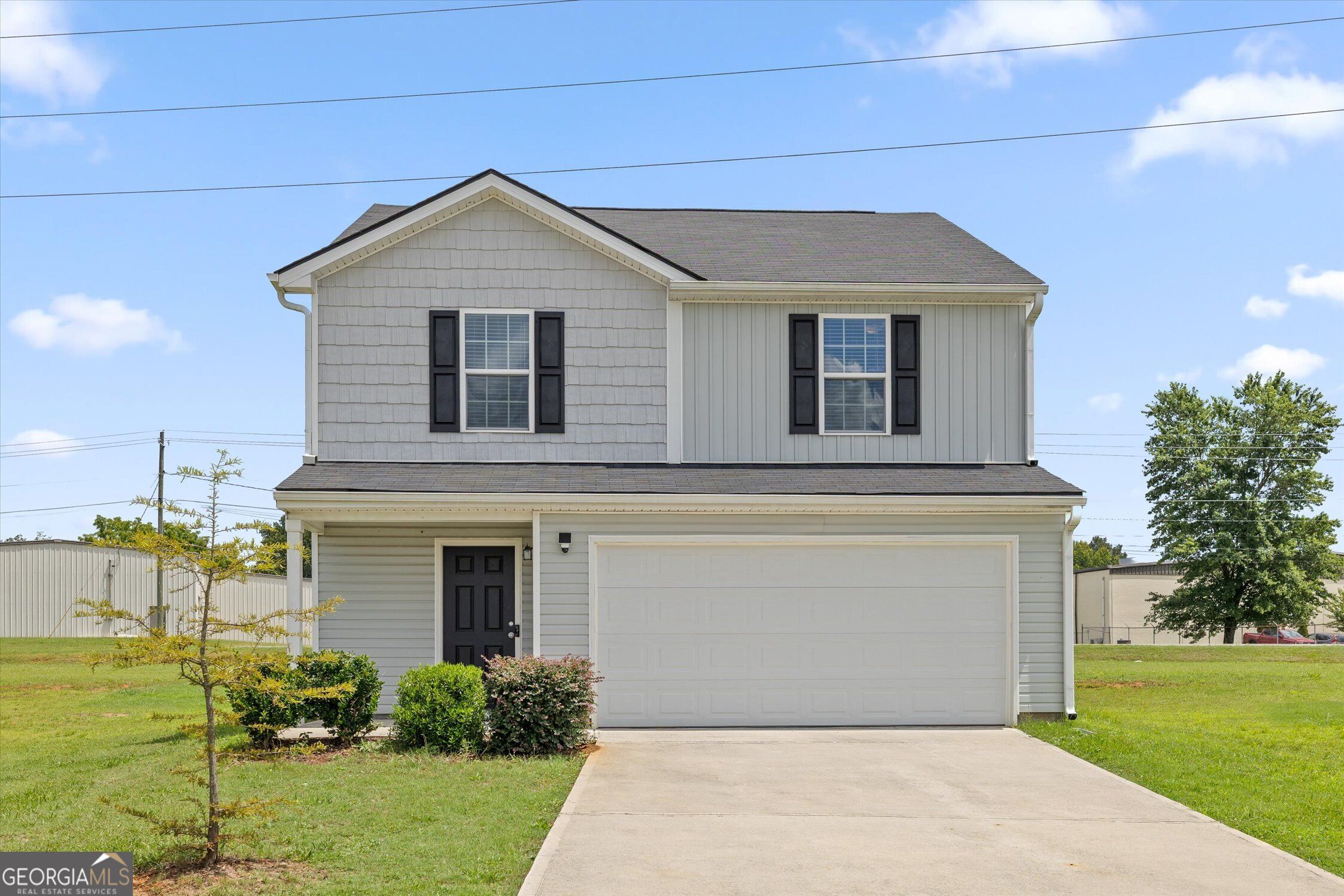 Residential in Chatsworth