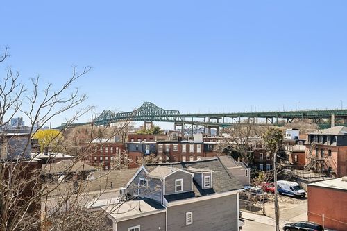1d-1 Pembroke St, Chelsea, MA, 02150 | Card Image
