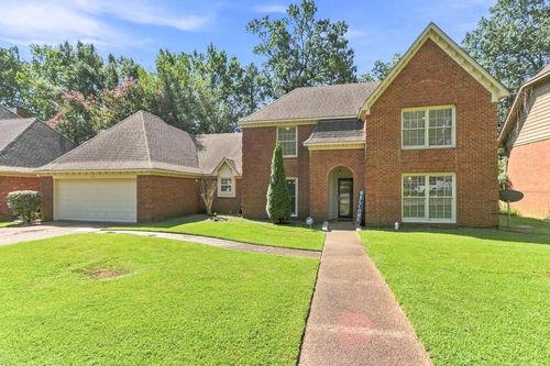 8941 Hickory Trail Dr, Cordova, TN, 38018-6918 | Card Image