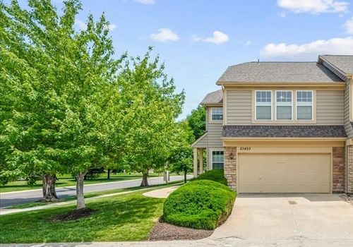 23403 W 89th Ter, Lenexa, KS, 66227-4018 | Card Image